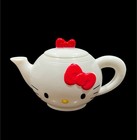 Hello Kitty Sanrio Small Teapot Toy 2017 Mcdonald s Happy Meal   2 Cups