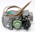Robertshaw 710-205 Hydraulic Snap Action Combination Gas Valve