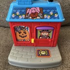 Fisher Price Little People Halloween Trick Or Treat Surprise House With Figures