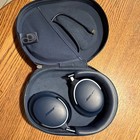 Bose Over-ear Ear-cup Headphones Headband W  Carrying Case   Charging Cable Blue
