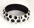 Vintage Mid-century Modern Black   White Polka Dot Carved Lucite Bangle Bracelet
