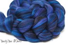 Raven Merino And Tussah Silk Blend Combed Top Wool Roving For Spinning  Felting