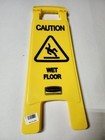 Rubbermaid Wavebrake Bucket wringer Combo  35 Qt  Plastic Free Wet Sign