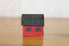  jw  Vintage Solid Resin Mini Tiny Miniature Red Farm Barn Figurine - 1 In