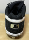 Tim Lincecum   Team-issued Reebok Cleats  55   Signed Giants Circa 2008   2010