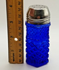 Vintage Cobalt Blue Glass Salt   Pepper Shakers Set Diamond Quilt Pattern 3 75 