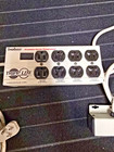 Tripp Lite Isobar 8rm 8 Outlet Surge Suppressor 8 X Nema 5-15r -3840j