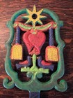 Vintage 1951 Jzh 9    Cast Iron Footed Trivet Dove Birds Hearts Pa Dutch