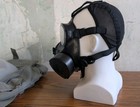 Avon M50 Gas Mask   Filters Sz M W  Carrying Case