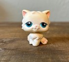 Authentic Littlest Pet Shop   380 Persian Kitten Blue Eyes Rare Variant
