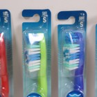 5 Pack Oral-b Healthy Clean Toothbrushes Soft Bristles  Mixed Colors