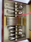 Vintage 1847 Rogers Bros Daffodil Silverware Flatware 50 Piece Set   Wood Case