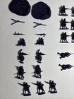 Revell monogram   2505 French Infantry Wwii 1 72 Scale Model 50 Piece Kit
