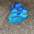 Hot Wheels Shark Bait Play Car   Track Set Stop The Attacking Shark  Dwk98