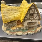1987 Disney Snow White   Seven Dwarfs Cottage Figurines Goebel Olszewski