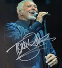 Pop   R b Music Legend Tom Jones Signed Autographed 8x10 Photo   sale 
