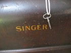 Antique Vtg Singer Sewing Machine 3 4 Size Bentwood Carry Case W  Key 99 28 128
