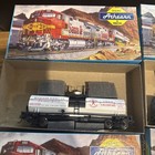 Group Lot Of 10 Vintage Athearn Ho Train Cars Reefer Box Car Train Car Etc