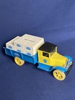 Ertl Chiquita Bananas 1931 Hawkeye Crate Truck Bank 1 25 Scale Diecast