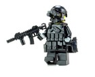 Swat Police Officer Assaulter - Custom Military Minifig