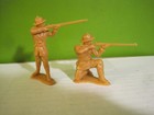 Marx Boonesboro Boonesborough Fort Playset 5 Pioneers Plastic Toy Soldier