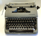 1950 s Sm3 Olympia De Luxe Manual Typewriter   Gray W  Brown Keys   Metal Case