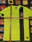 Nike Vardar Michigan Soccer Club Jersey Men Medium Yellow Green Football Sport 
