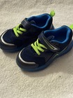 Kids Led Light Up Shoes Cool Boys Girls Luminous Flashing Trainers Sneakers Gift