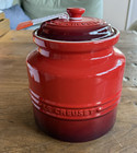 Le Creuset Stoneware Biscuit Cookie Jar Lidded 2 4 L Cerise Cherry Red New