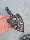 Vtg Wilton Cast Iron Footed Trivet Lot Old Holder Stand Wall Country Farm Decor