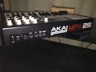 Akai Mpk25 Usb midi Keyboard Controller 25 Semi-weighted Keys Pad Triggers