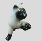  Vintage Siamese Cat Figurine Ceramic Kitten Blue Eyes   Playful Kitty   Japan 