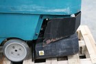 Tennant 1510 22  Walk Behind Carpet Extractor Cleaner Runs As-is See Details