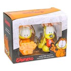 Garfield And Odie Ceramic Salt And Pepper Shaker Set