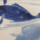 Antique 19thc Chinese Blue And White Dish Painted Fish Mirrored In Water 23 7cm