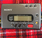 Sony Tcd-d7 Dat Walkman Digital Audio Tape Recorder Sony Tcd-d7
