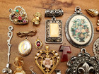 Vintage - Now 25 Piece Victorian Style Pendants Pins Craft Jewelry Making Lot 24