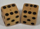  2  Vintage Butterscotch Bakelite Matching Pips Tops   Bottoms Busters Dice