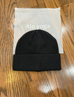 Alo Yoga Black Knit Cuffed Beanie Winter Hat Warm Stretch Casual Outdoor Nwt