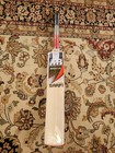 Mb Malik  sarfi  Cricket Bat 2 9 Lb Brand New
