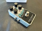 Electro Harmonix Nano Pulsar Stereo Tremolo Pedal  W box