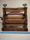 Vintage Wood Metal Hand Crank Clothes Wringer Laundry Farmhouse Decor  7504 