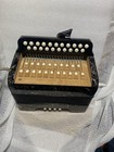 Acorde  n Hohner   rica C   F