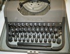 Working Vintage Underwood Universal Portable Typewriter In Case