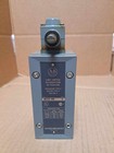 Allen Bradley Limit Switch New In Box Cat  No  802x-a4