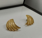 Vtg Napier Gold-tone   Cream Stud Earrings