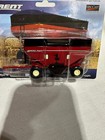 Brent Red 657q Grain Train Wagon By Speccast 1 64th Scale