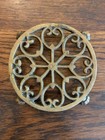Antique Vintage Brass Round Trivet Hearts   Claw Feet 6 25   wx1 2   t