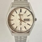 Seiko Vintage Men s Wristwatch 1970s Silver Timepiece Authentic Battery
