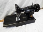 Vintage Singer Featherweight Quilting Sewing Machine 221 Portable 1950 W case Aj